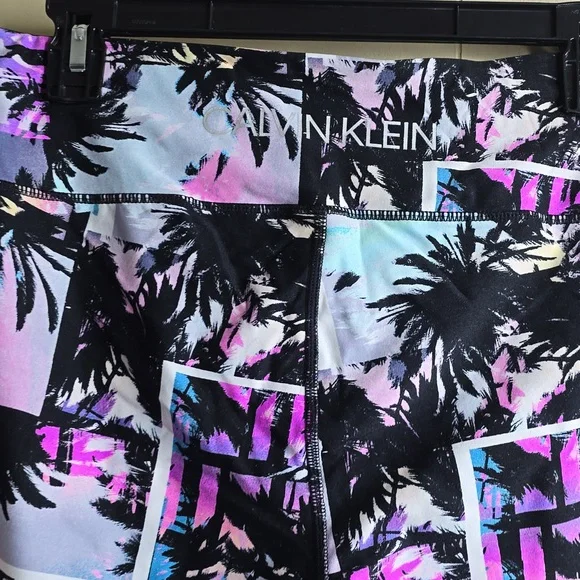 Calvin Klein Performance Bike Shorts  XL - Picture 10 of 11